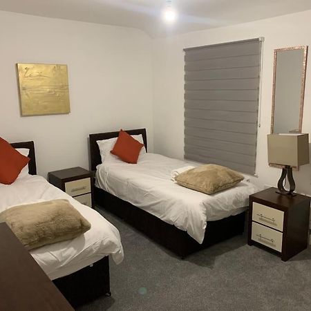 דרטפורד Beautiful 5Bedroom Hse-Contractor/Family/Corporate מראה חיצוני תמונה