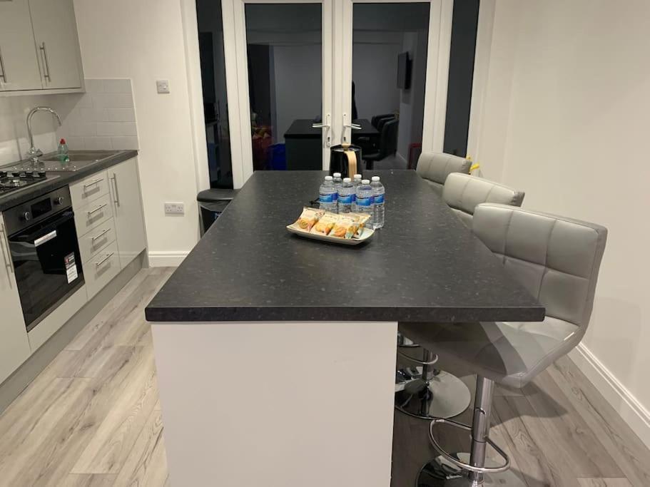 דרטפורד Beautiful 5Bedroom Hse-Contractor/Family/Corporate מראה חיצוני תמונה