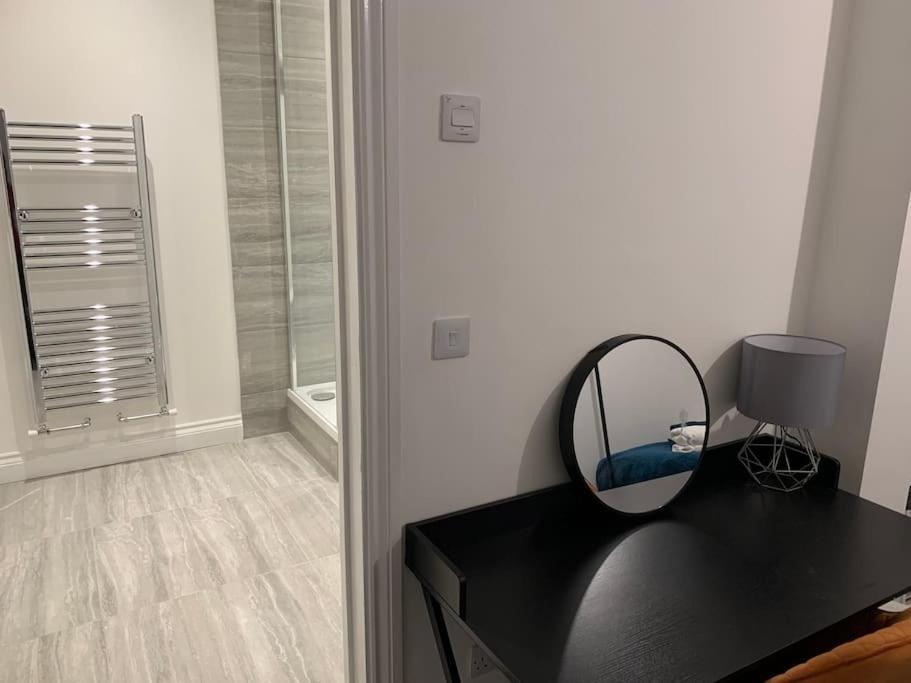 דרטפורד Beautiful 5Bedroom Hse-Contractor/Family/Corporate מראה חיצוני תמונה